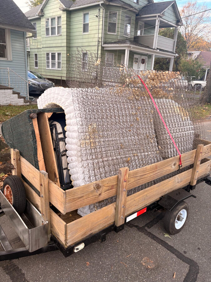 Furniture & mattress hauling
